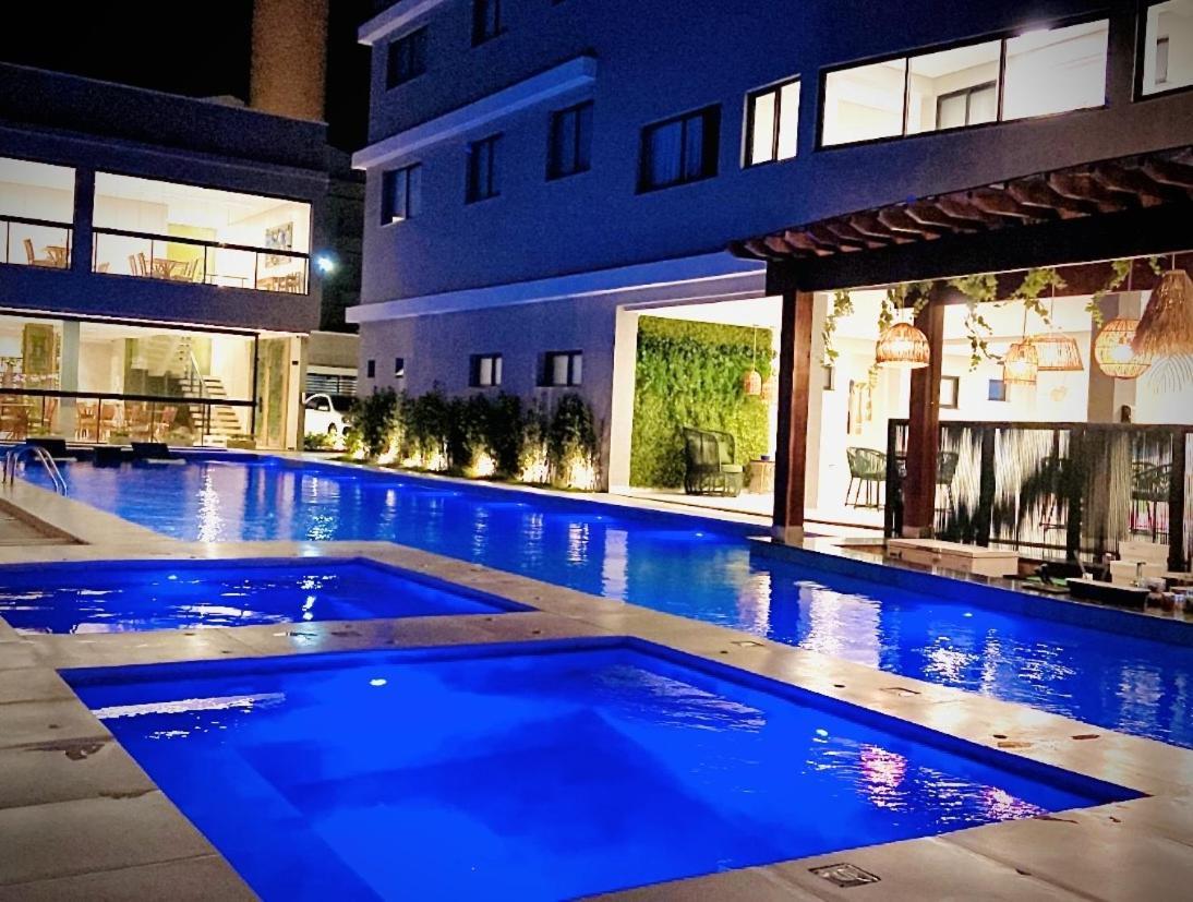 Paraiso Beach Hotel Акуираз Екстериор снимка